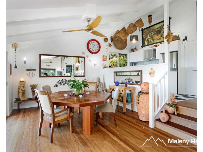 13 Boongala Avenue, Montville QLD 4560