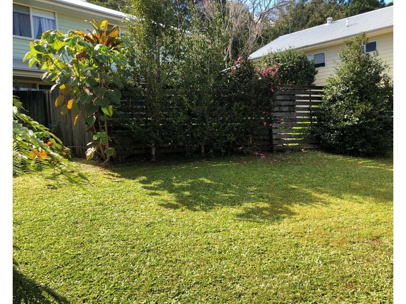 2/11 Cherry St, Maleny QLD 4552