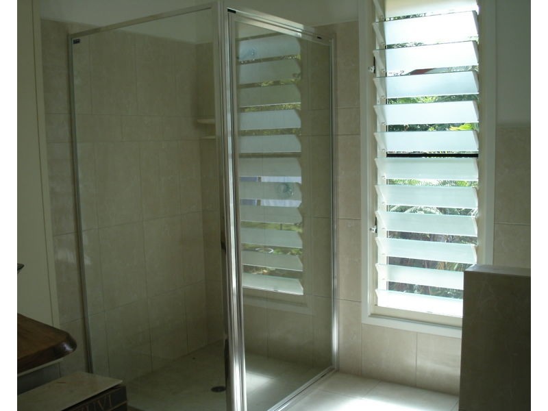 2/11 Cherry St, Maleny QLD 4552