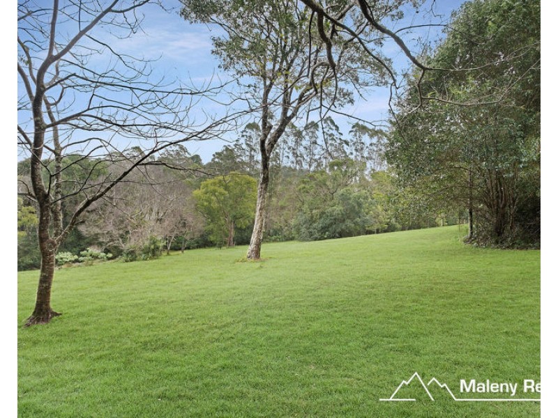 9 Vale End, North Maleny QLD 4552