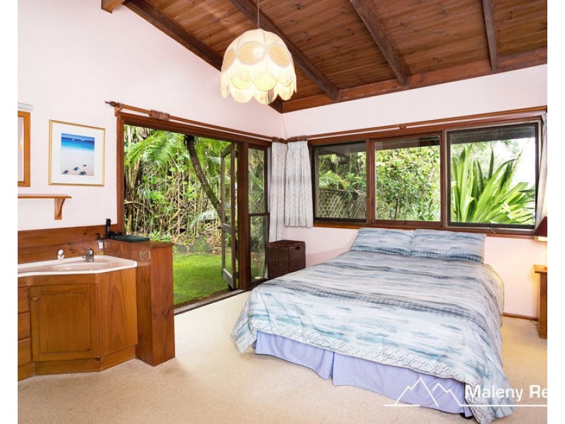 9 Vale End, North Maleny QLD 4552