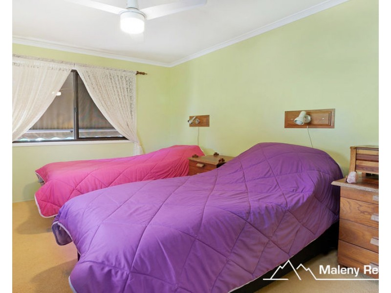 34 Mary Cairncross Avenue, Maleny QLD 4552