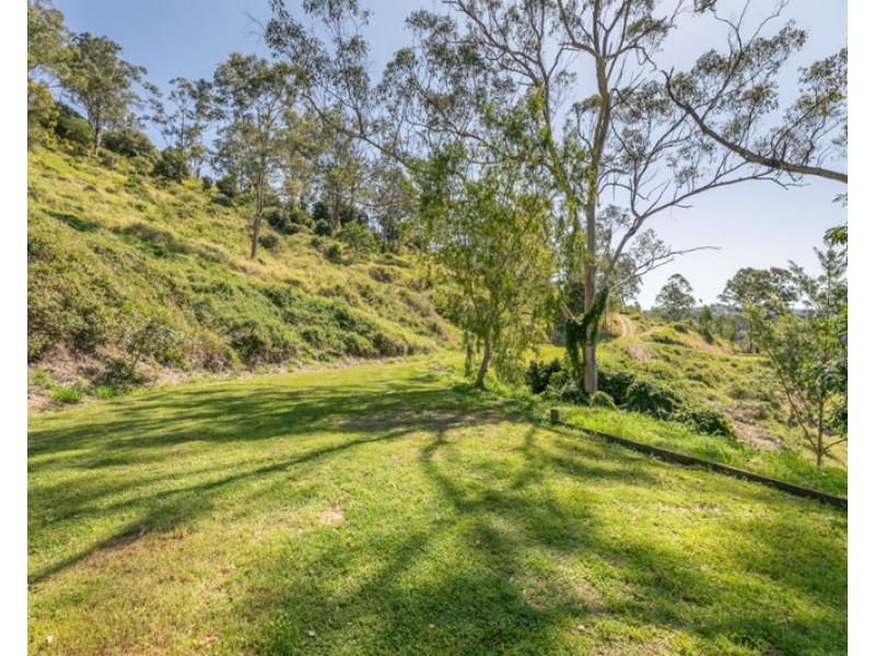 317 Booloumba Creek Road, Cambroon QLD 4552