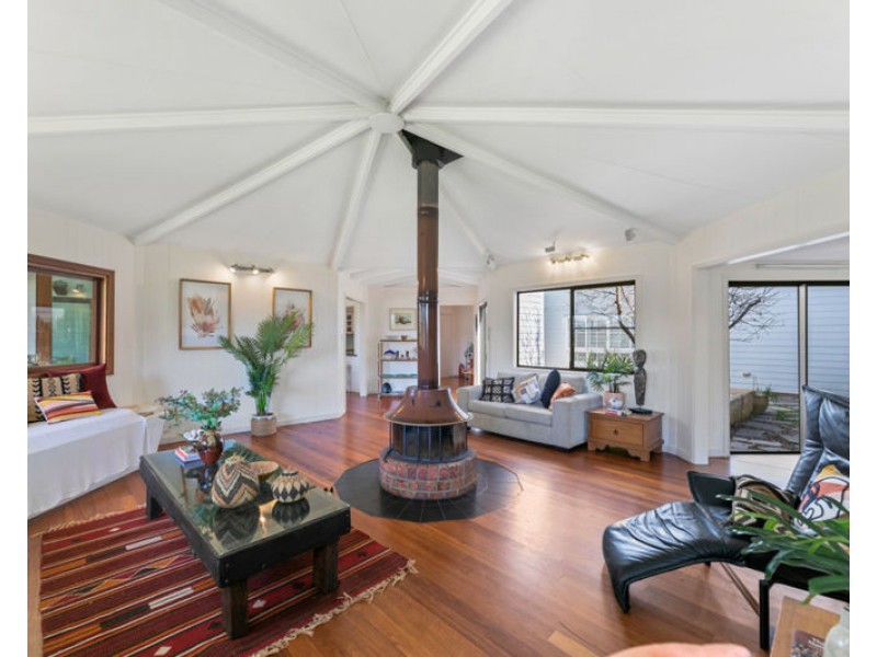 317 Booloumba Creek Road, Cambroon QLD 4552