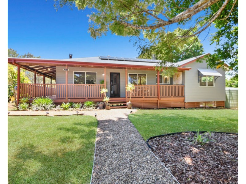 7 Walkers Drive, Maleny QLD 4552