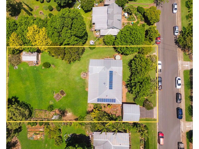 7 Walkers Drive, Maleny QLD 4552