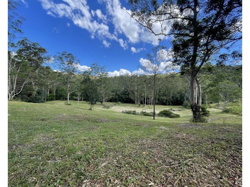 825 Maleny Kenilworth Rd, Elaman Creek QLD 4552