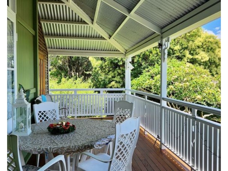 12 Tulip St, Maleny QLD 4552