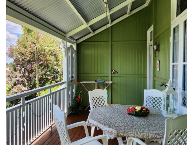 12 Tulip St, Maleny QLD 4552