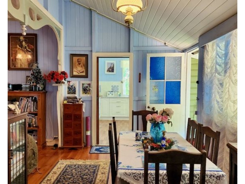 12 Tulip St, Maleny QLD 4552