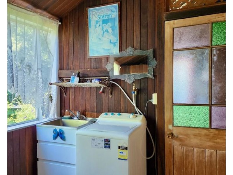 12 Tulip St, Maleny QLD 4552