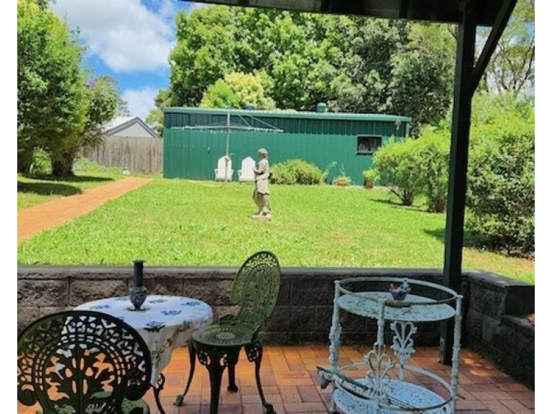 12 Tulip St, Maleny QLD 4552