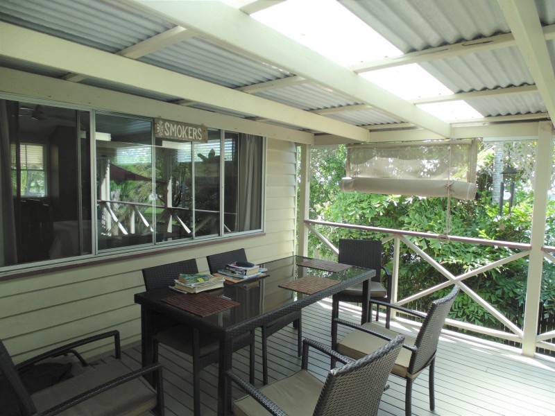 8 School Road, Yandina QLD 4561