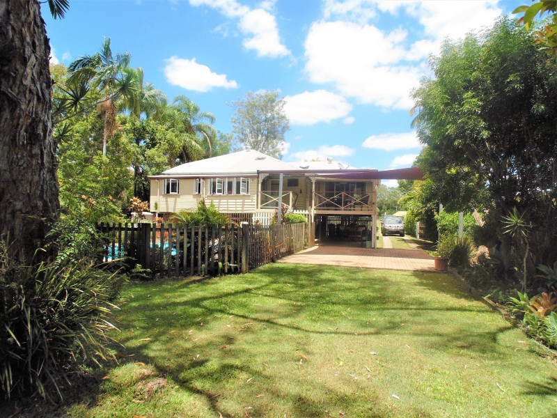 8 School Road, Yandina QLD 4561