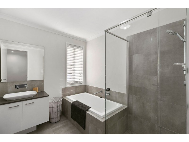 3 Ariel Place, Bli Bli QLD 4560