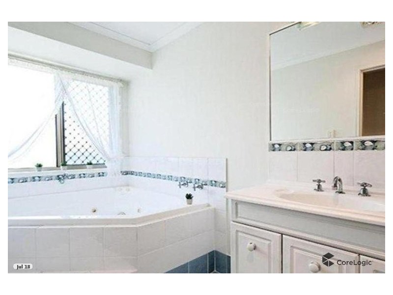 13 Haven Place, Yandina QLD 4561