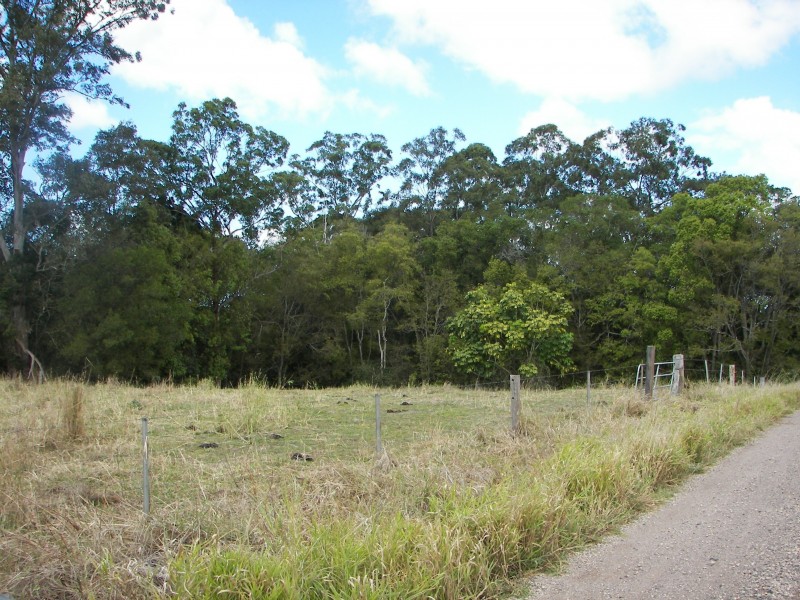 5 Bruce Highway, Bridges QLD 4561