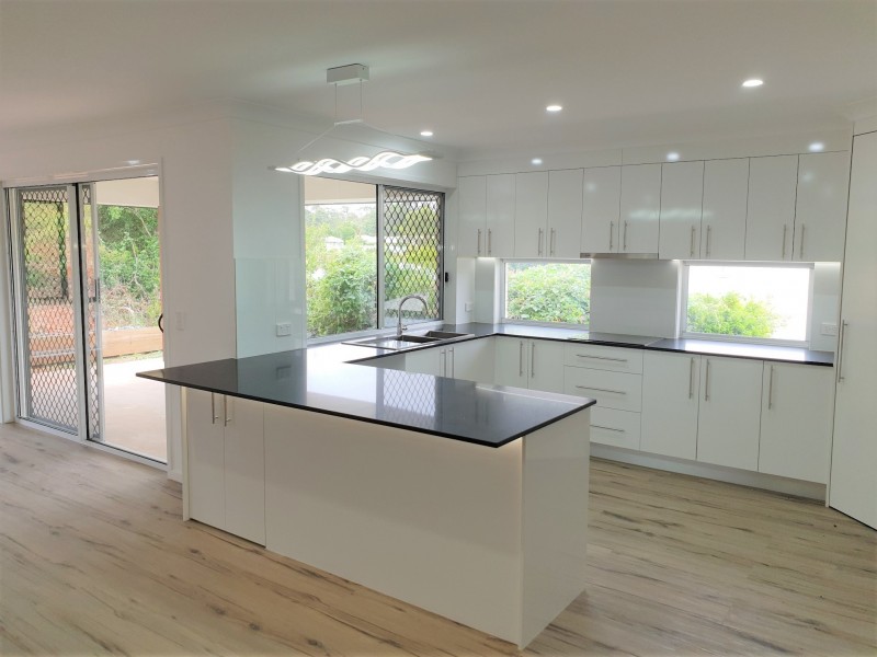 25 EMERALD VISTA PARADE, Yandina QLD 4561