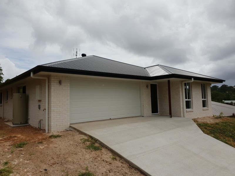 25 EMERALD VISTA PARADE, Yandina QLD 4561
