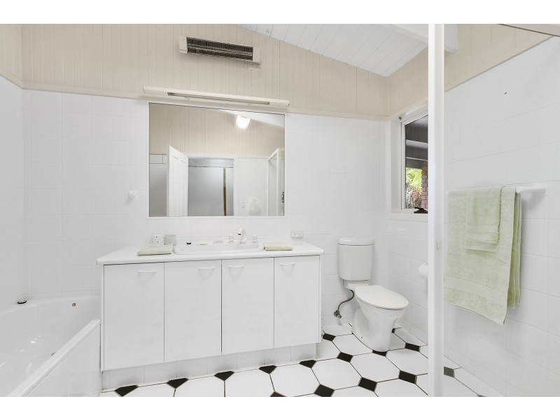 180 ANDERSONS ROAD, Cooloolabin QLD 4560