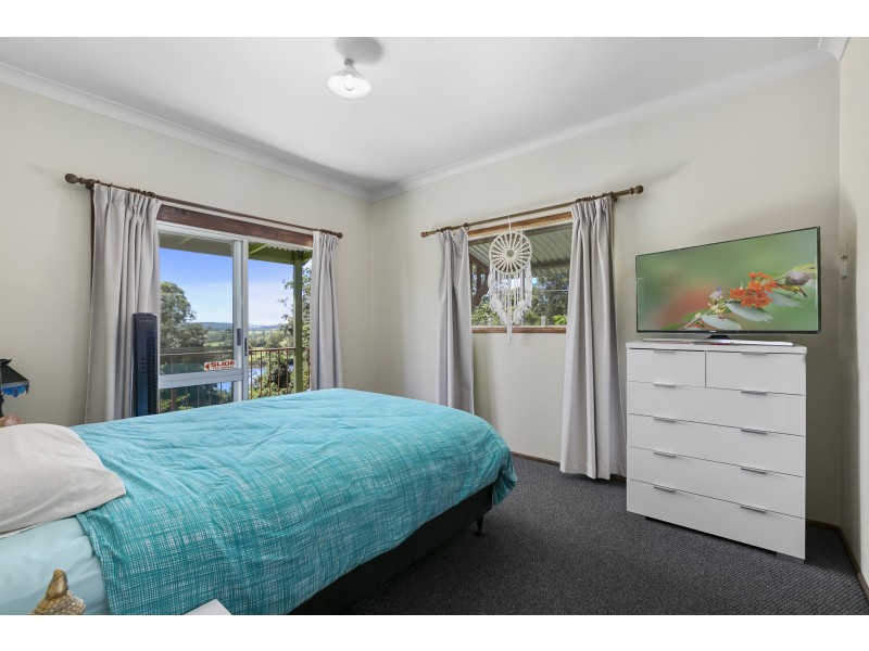 40 Lake Dunethin Road, Maroochy River QLD 4561