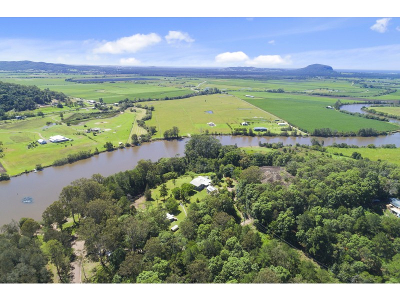 40 Lake Dunethin Road, Maroochy River QLD 4561