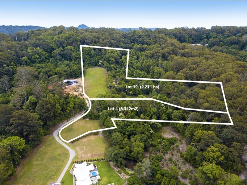 18 KARINYA COURT, Rosemount QLD 4560