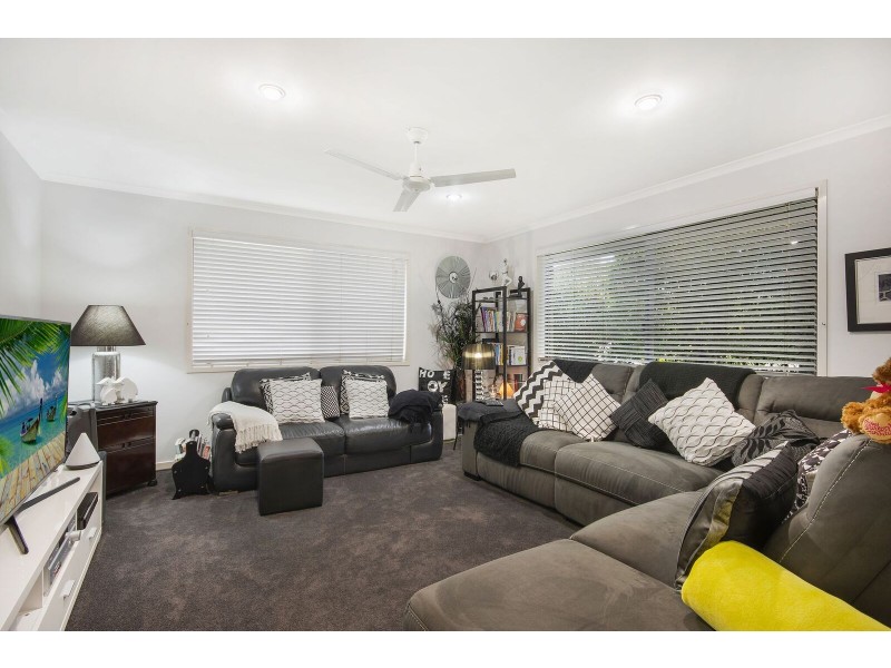 13 Mimosa Crescent, Currimundi QLD 4551