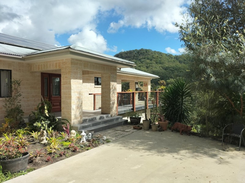 163 Creightons Road, Yandina QLD 4561
