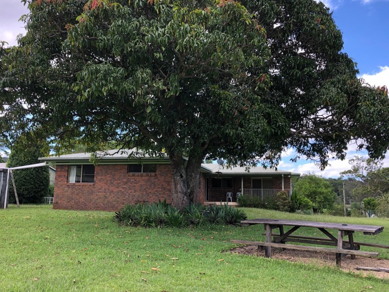 392 Kiamba Road, Kiamba QLD 4560