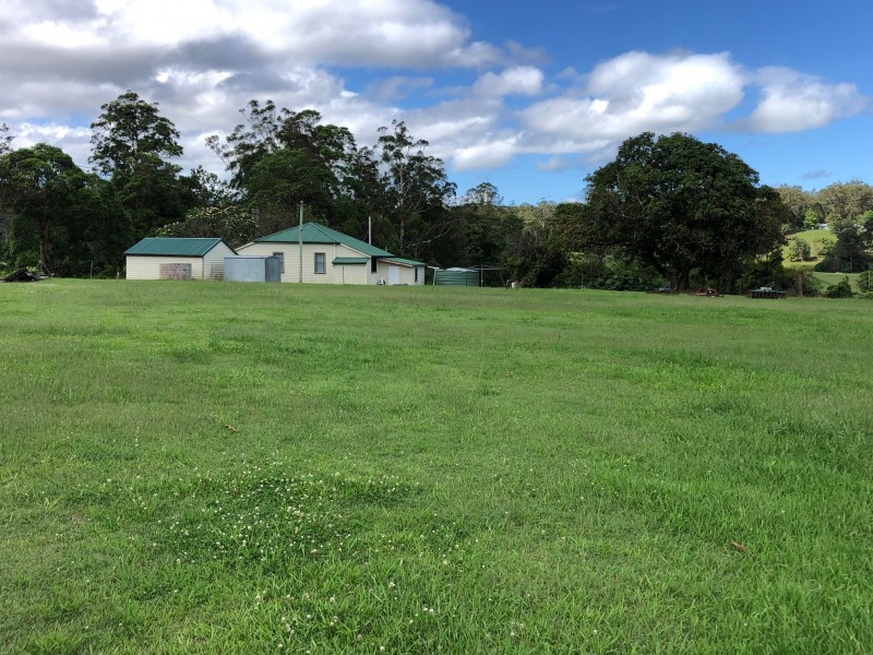 392 Kiamba Road, Kiamba QLD 4560