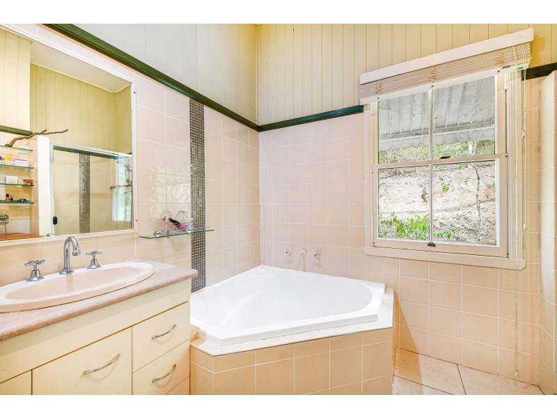 15 Hillsview Place, Maroochy River QLD 4561
