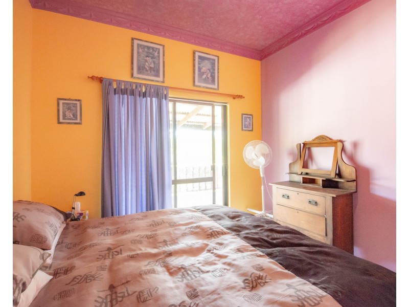 4 Gympie Street South, Landsborough QLD 4550