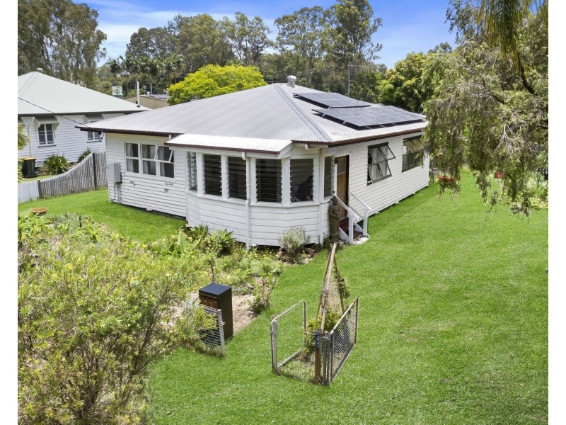 27 Railway Street, Yandina QLD 4561