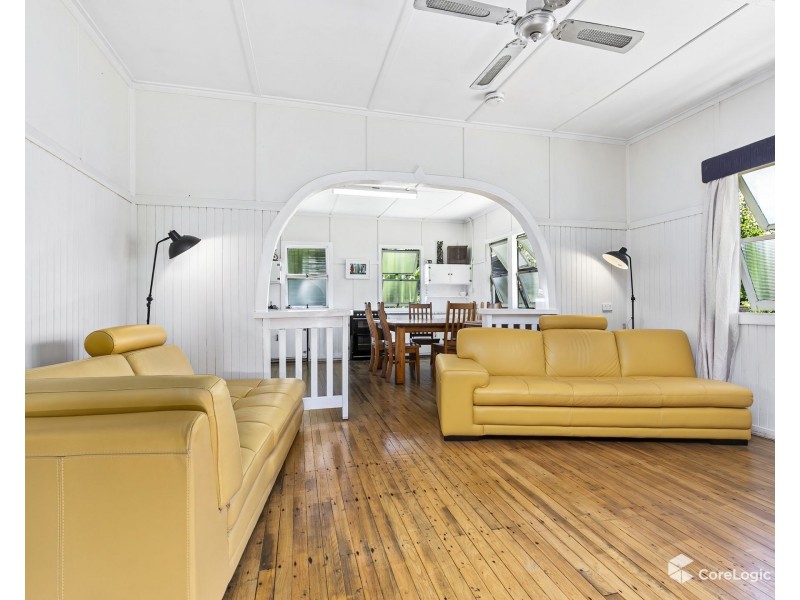 27 Railway Street, Yandina QLD 4561