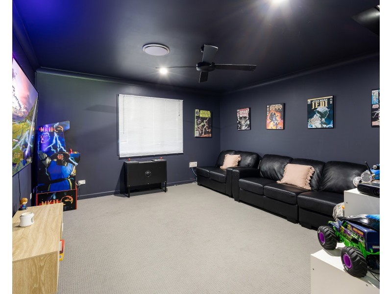 105 Kentish Road, Kiels Mountain QLD 4559