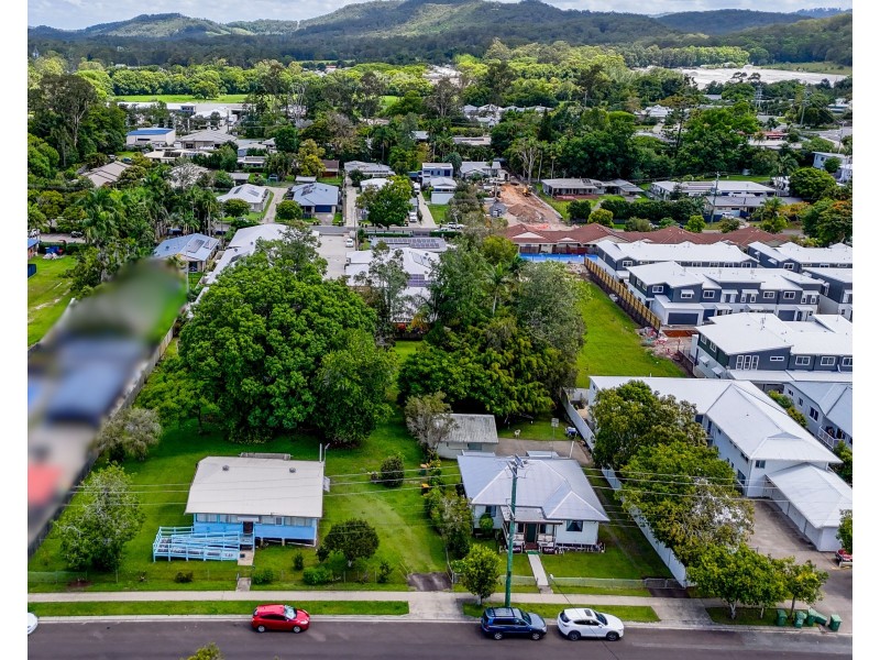10 Low Street, Yandina QLD 4561