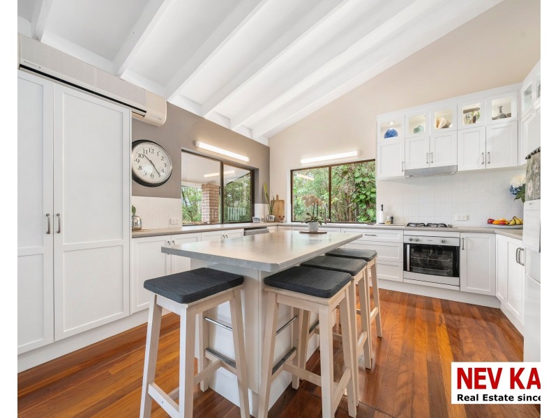 11 Panorama Drive, Nambour QLD 4560