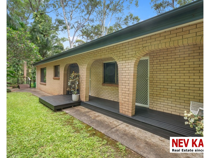 11 Panorama Drive, Nambour QLD 4560