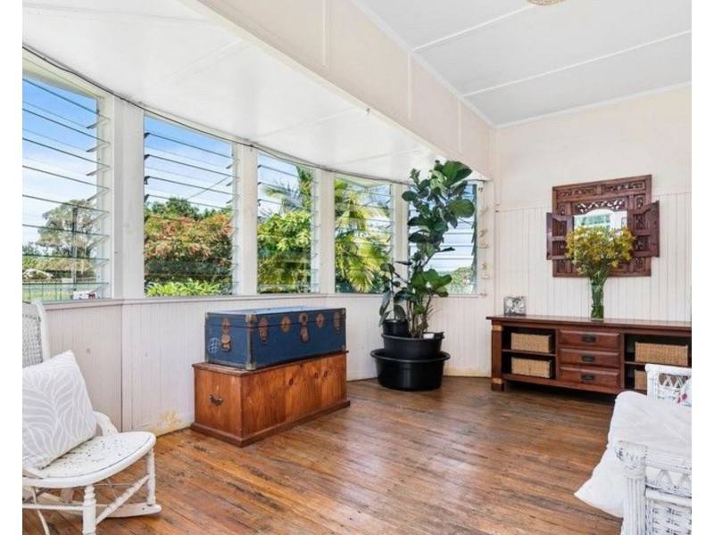 27 Railway Street, Yandina QLD 4561