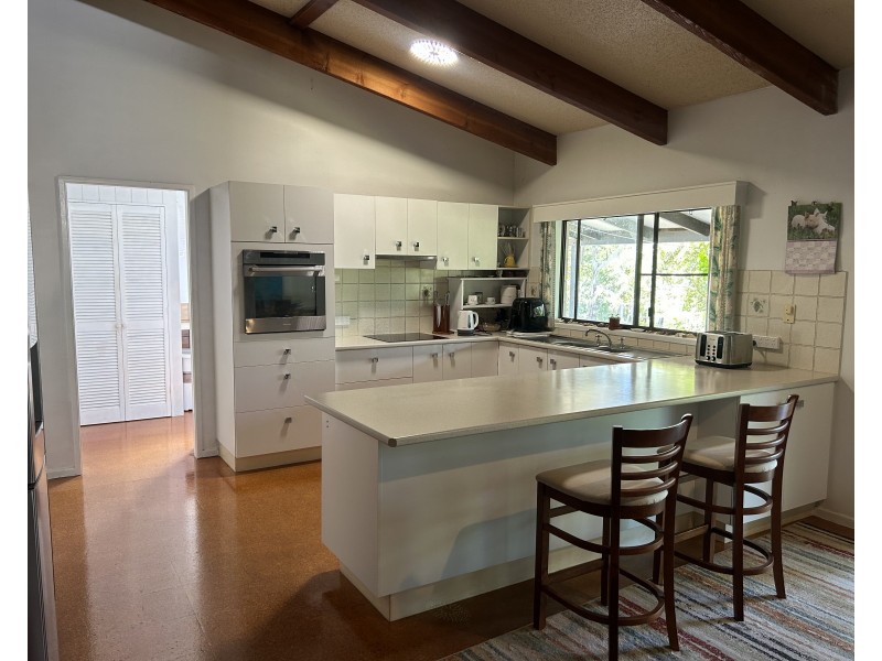 6 Woodchester Close, Rosemount QLD 4560
