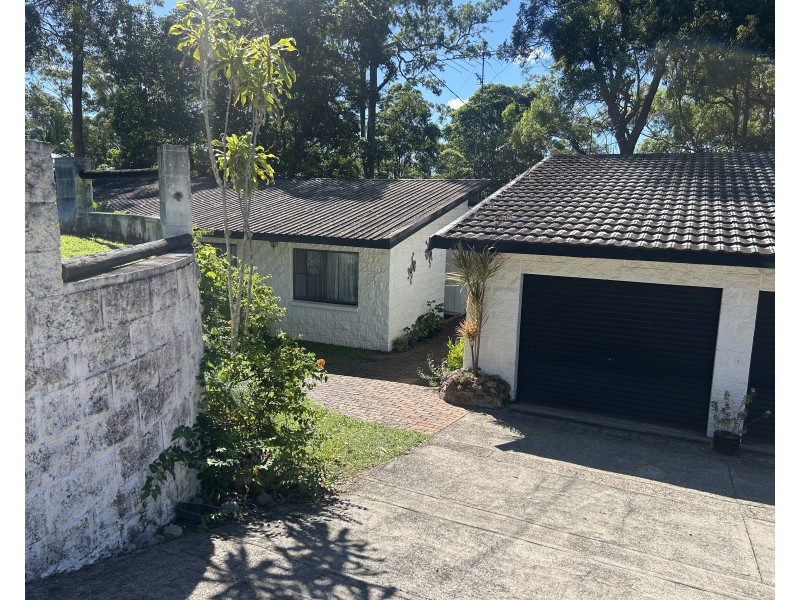 6 Woodchester Close, Rosemount QLD 4560