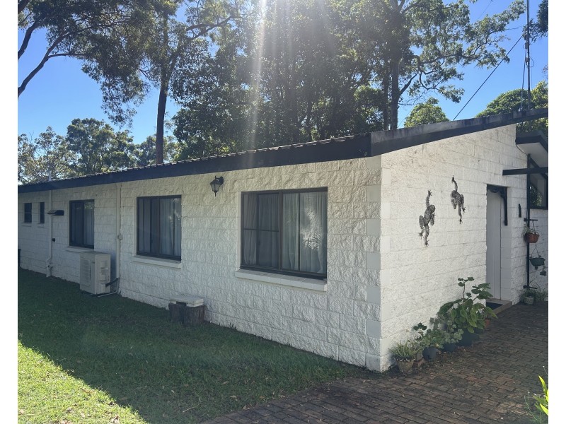 6 Woodchester Close, Rosemount QLD 4560