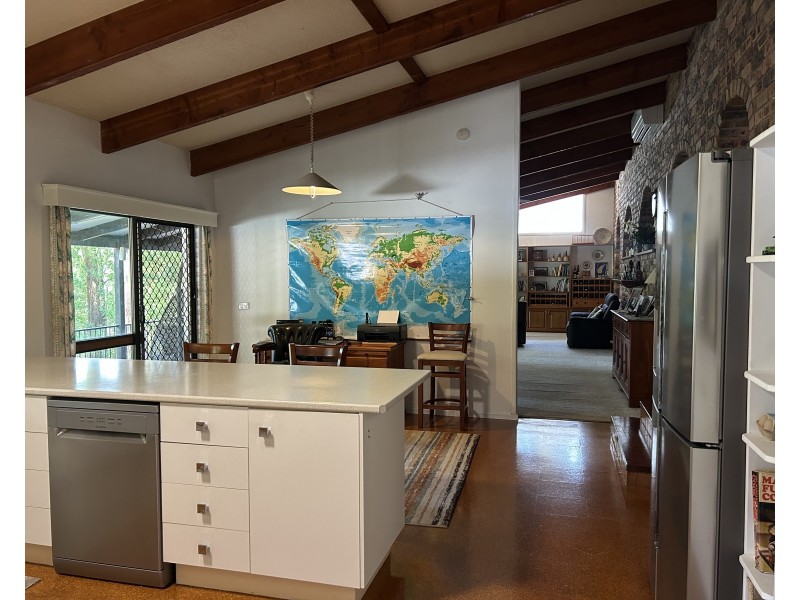6 Woodchester Close, Rosemount QLD 4560