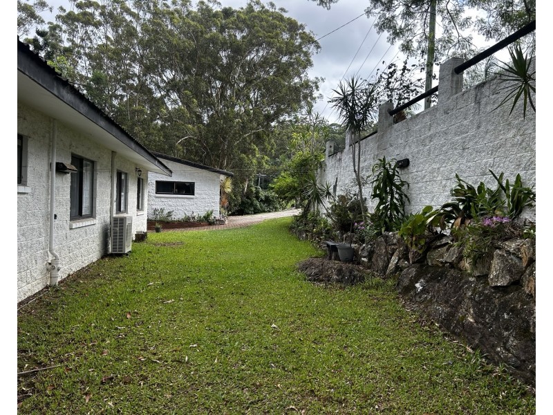 6 Woodchester Close, Rosemount QLD 4560