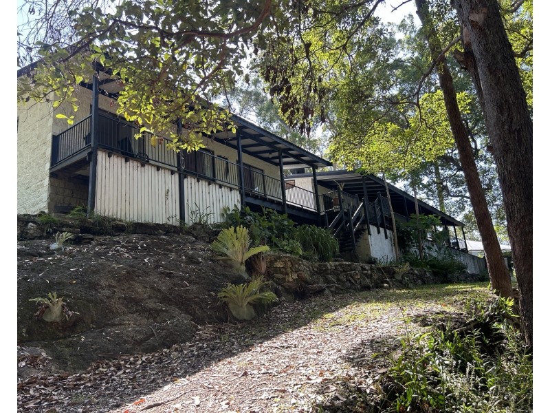 6 Woodchester Close, Rosemount QLD 4560
