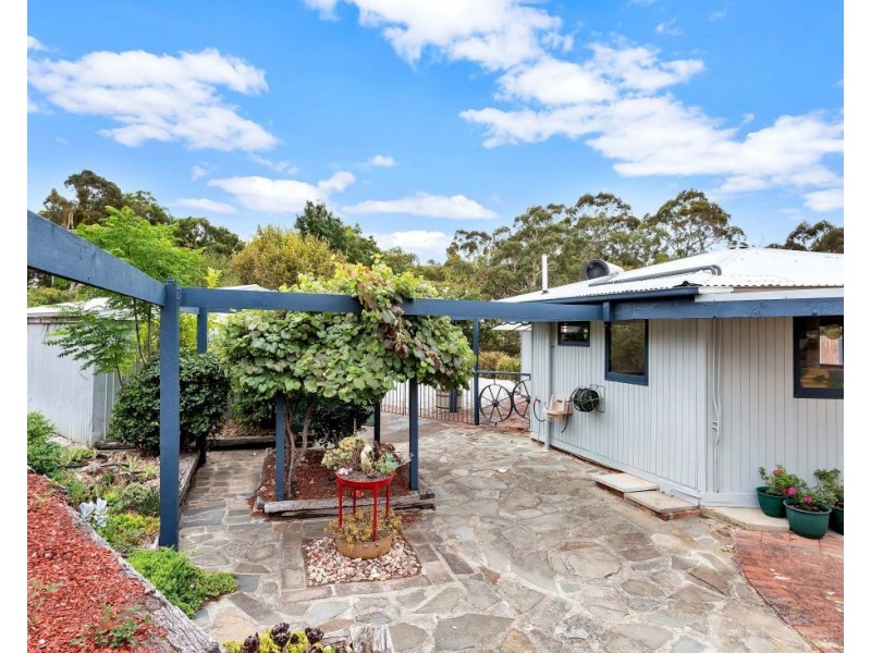 123 Oakwood Road, Oakbank SA 5243