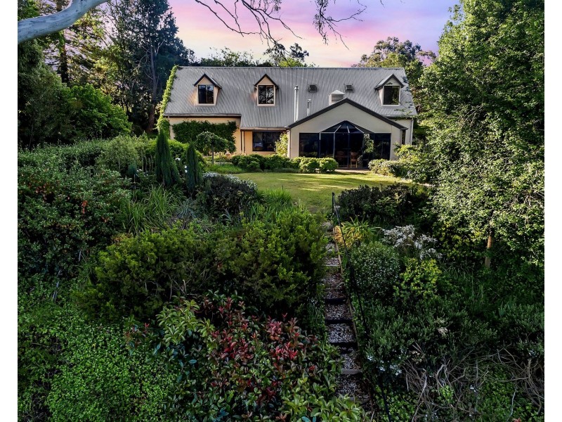 100 Wicks Road, Oakbank SA 5243