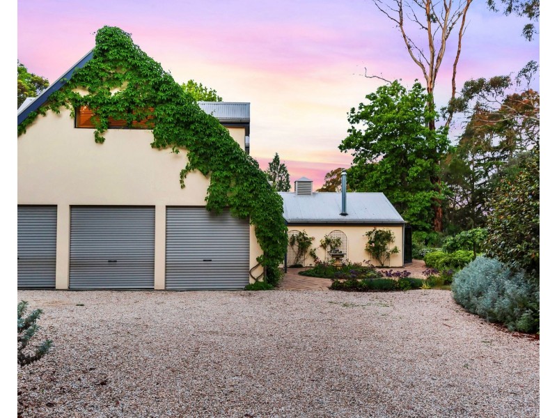 100 Wicks Road, Oakbank SA 5243