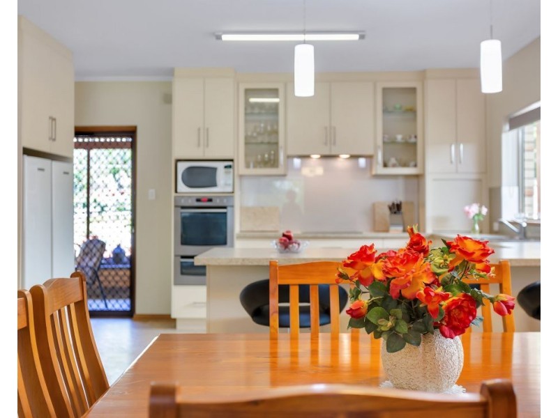 122 Onkaparinga Valley Road, Woodside SA 5244